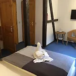 Riverside Hotel 3*