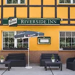 Riverside Hotel 3*