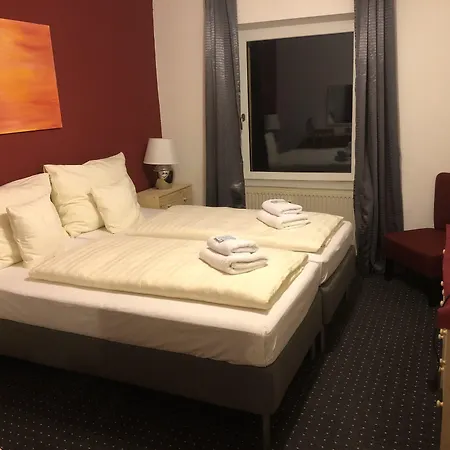 Riverside ホテル 3*