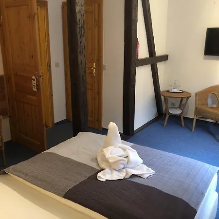 Riverside Otel 3*